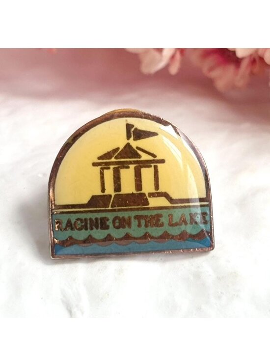 Other - Racine On the Lake Wisconsin Boating Enameled Vintage Gold Toned Lapel Pin